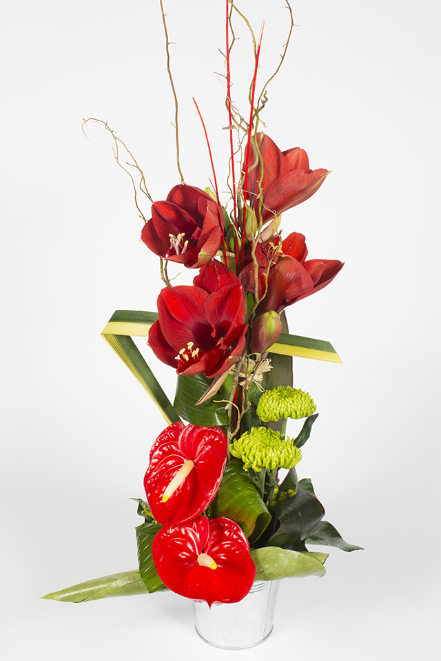 Composition florale hauteur exotique rouge – Patchouli