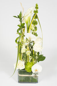 Composition florale hauteur verte et blanche - Signature